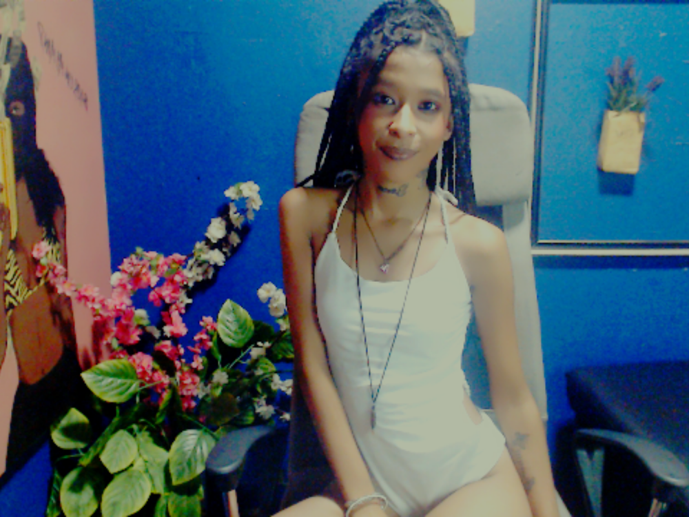 Indianteazerxxxx Chatroom