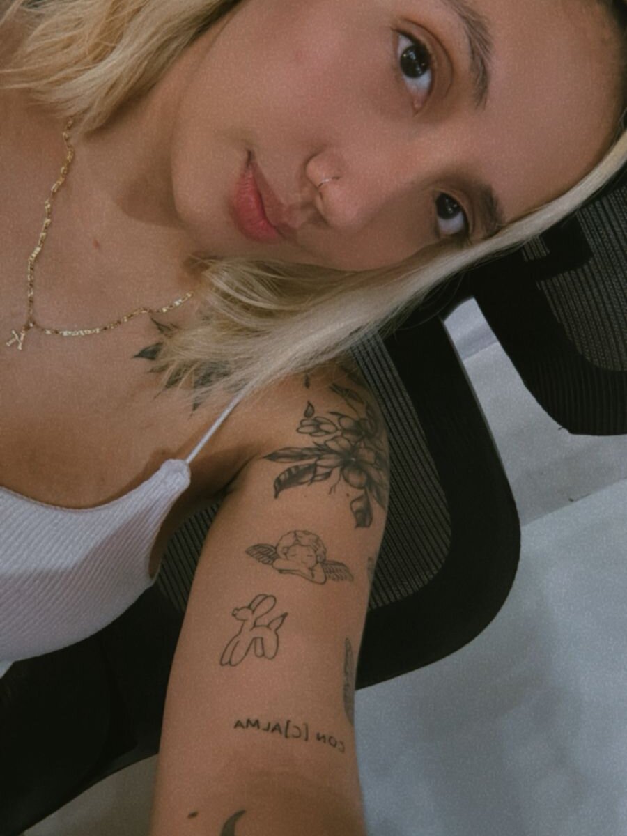 Isa_klein Webcam Profile Picture Isa_klein Chatroom