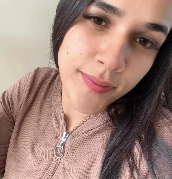 Isa_steele Chatroom