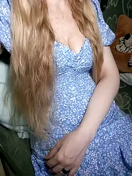 IsabelBella Chatroom
