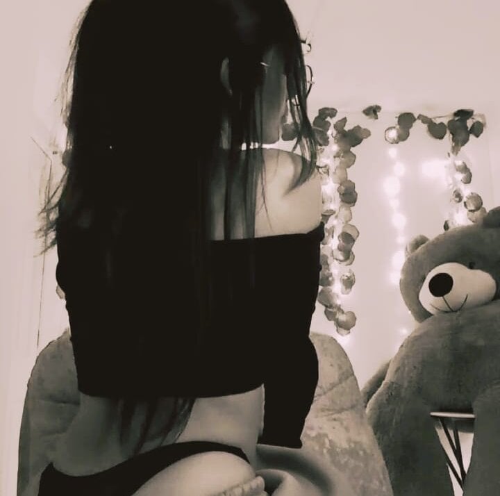 Isabella__666 Chatroom