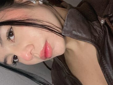 isabellaa-whitee