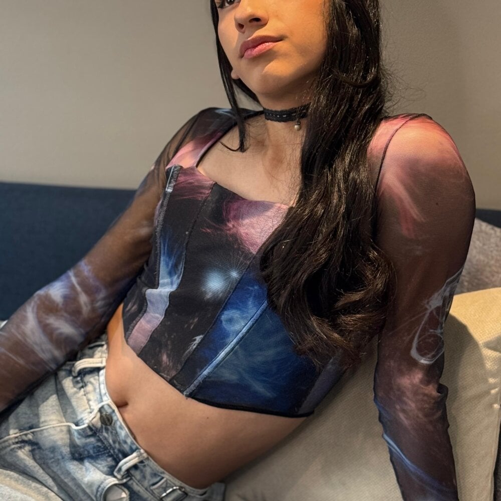 IsabelleDaza Chatroom