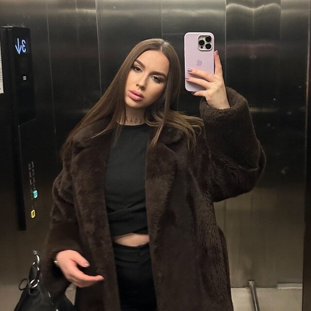 IsabelleDiorr Chatroom