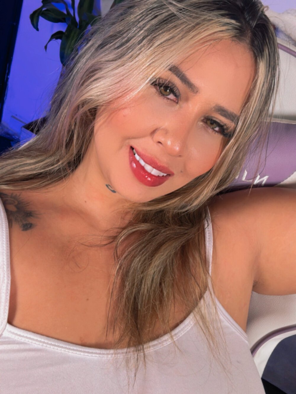 Isasexyxxx Chatroom