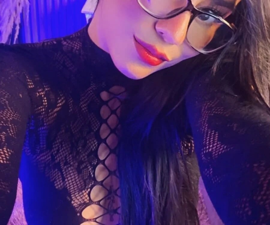 Isiis_moon Chatroom