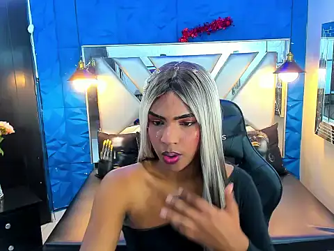 Isis_Ponce_x Chatroom