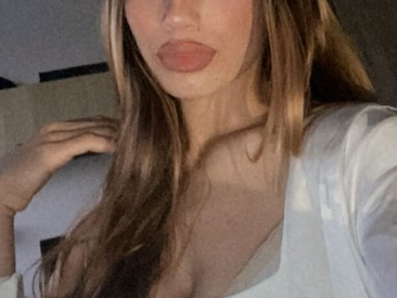 itsselena22