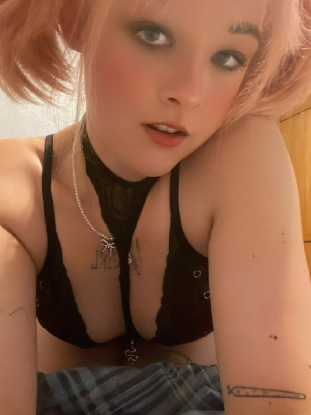 Itzz_lolareign Chatroom