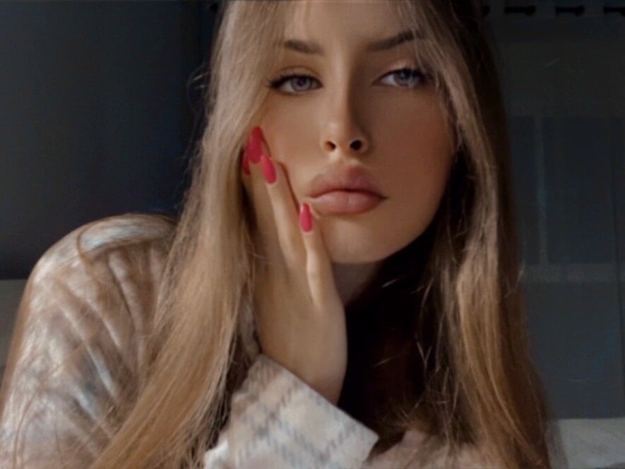 Iuckystar19 Chatroom