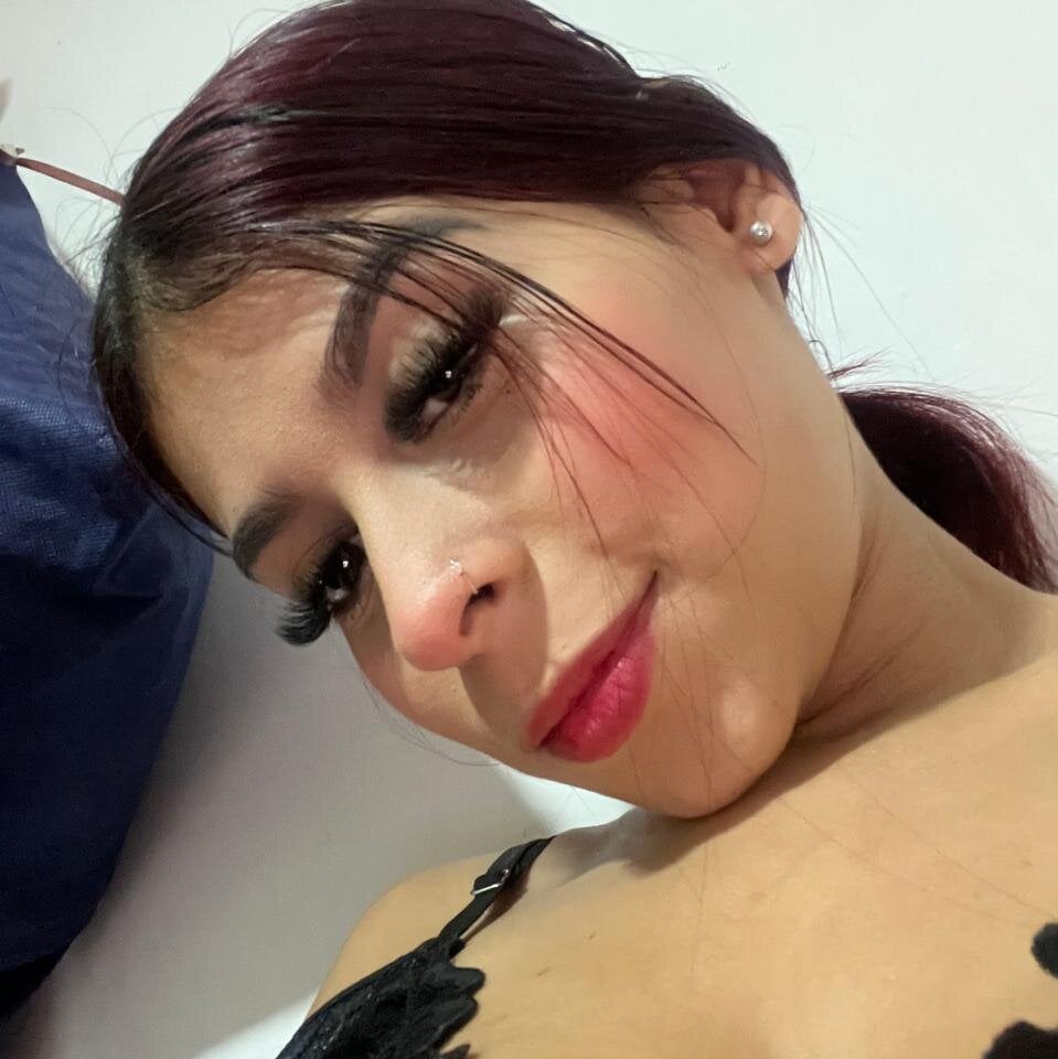 IvonneRosse Chatroom