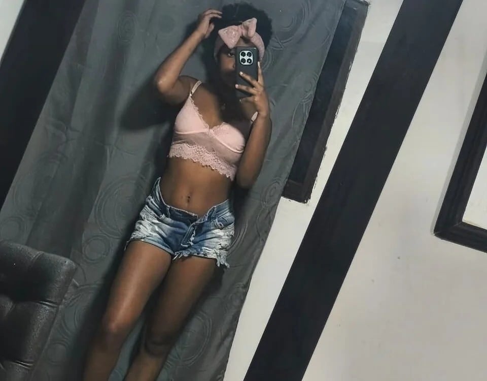 IvyAdams7 Chatroom