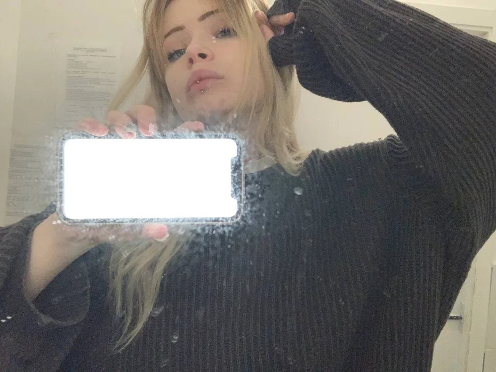 Ivy_Pierce Chatroom