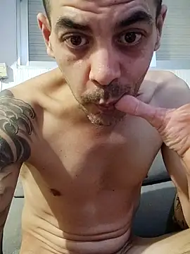 JOAQUINTORRES39 Chatroom