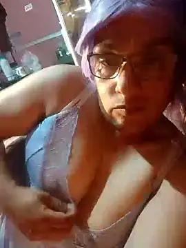 JOSSYANNE Chatroom