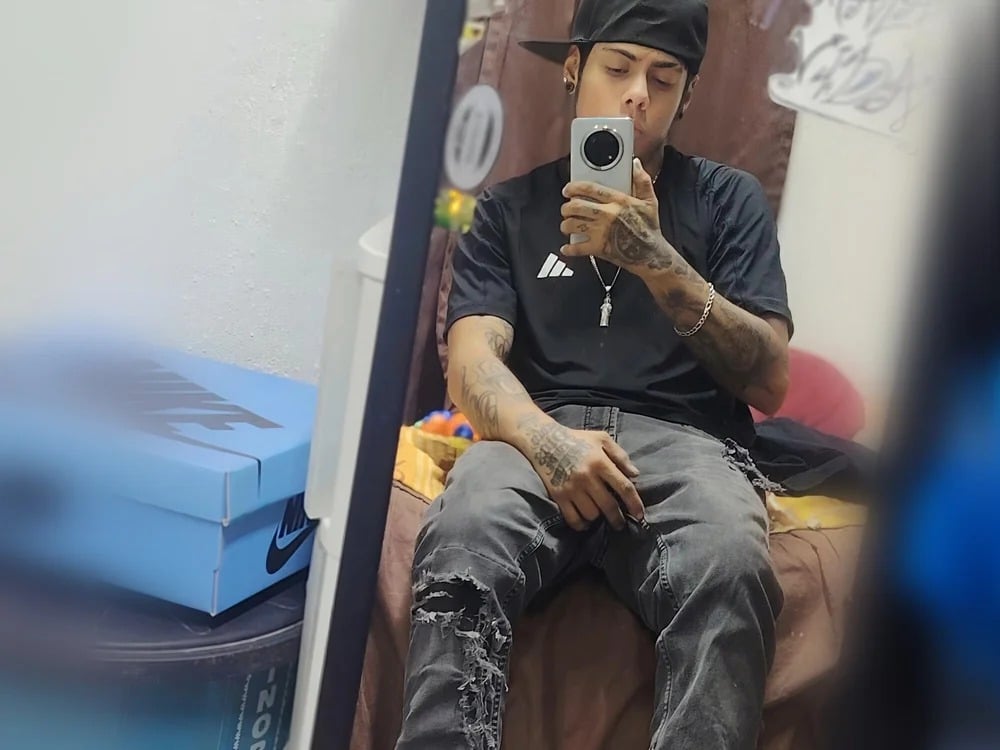 JOSUEEE8888 Chatroom