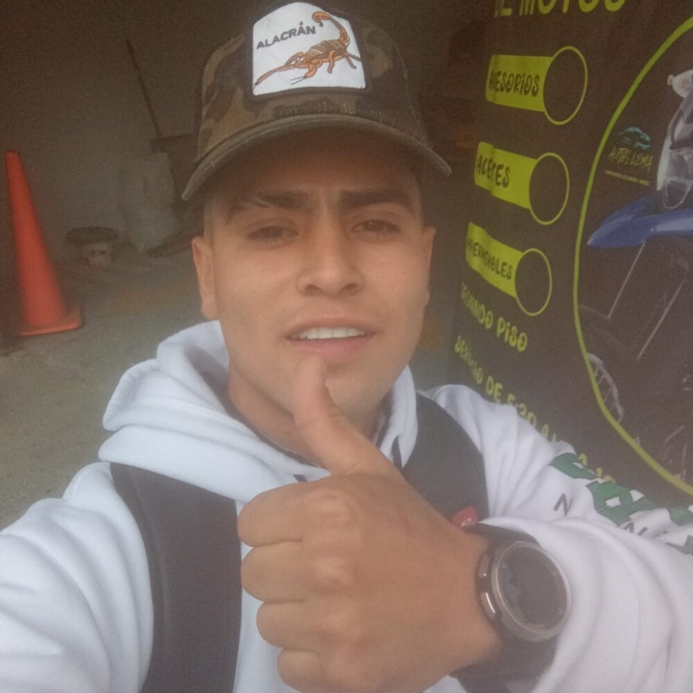 JOWELL_HENAO Chatroom