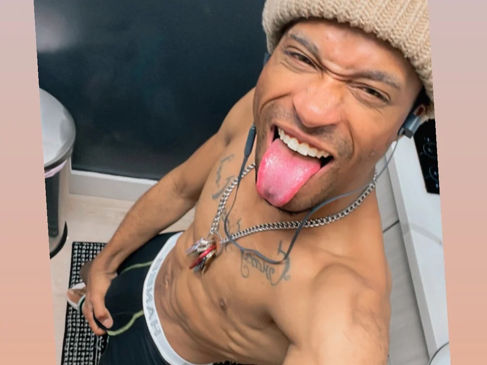 JRNBLU44 Chatroom