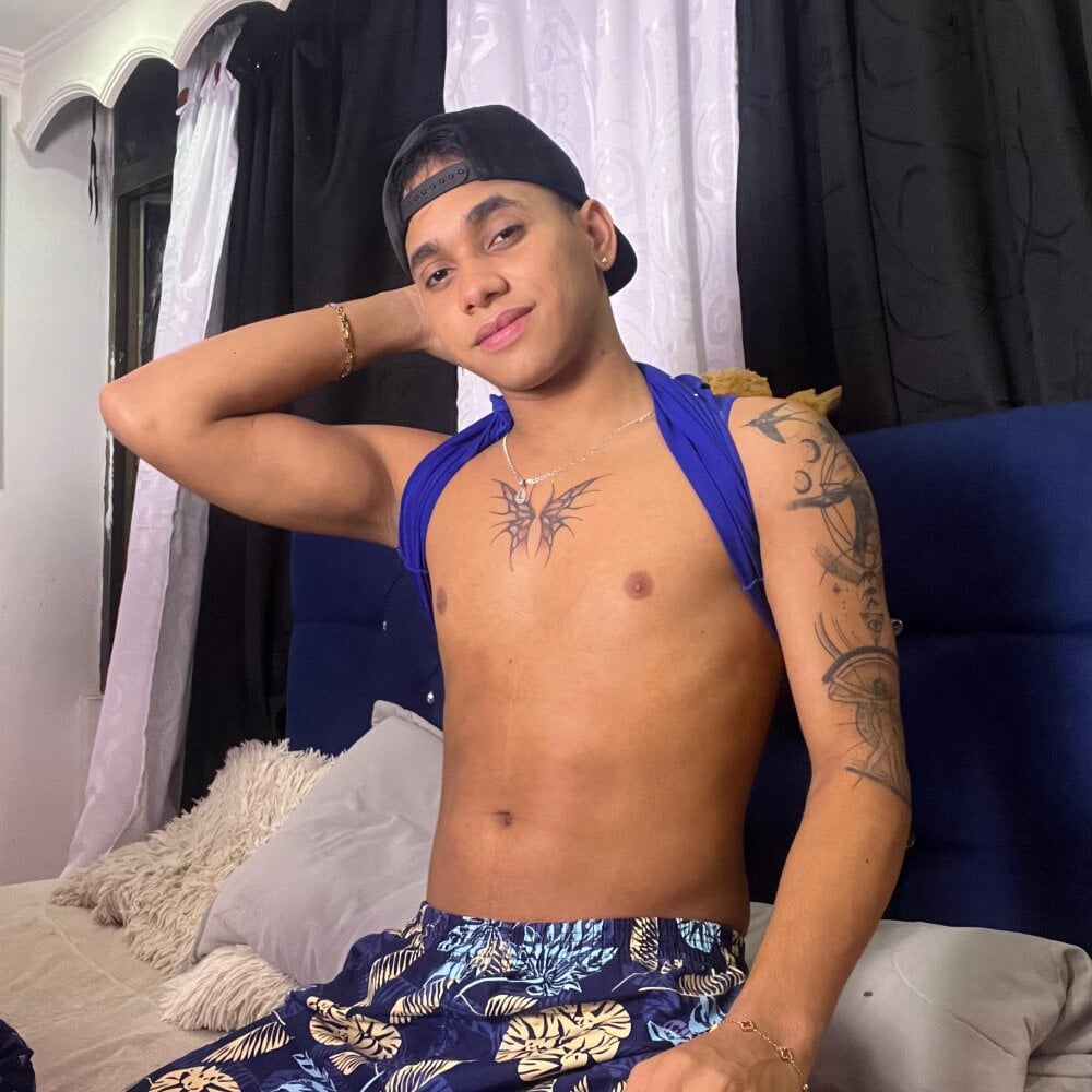 JackRoberth Chatroom