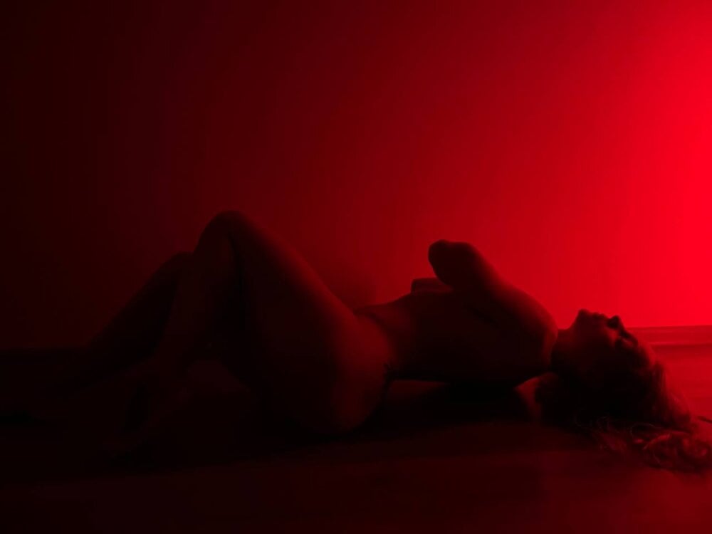 JadeBabyBloom Chatroom