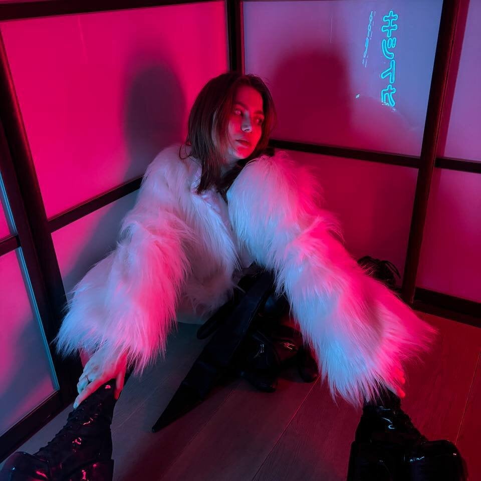 JadeGrande Chatroom
