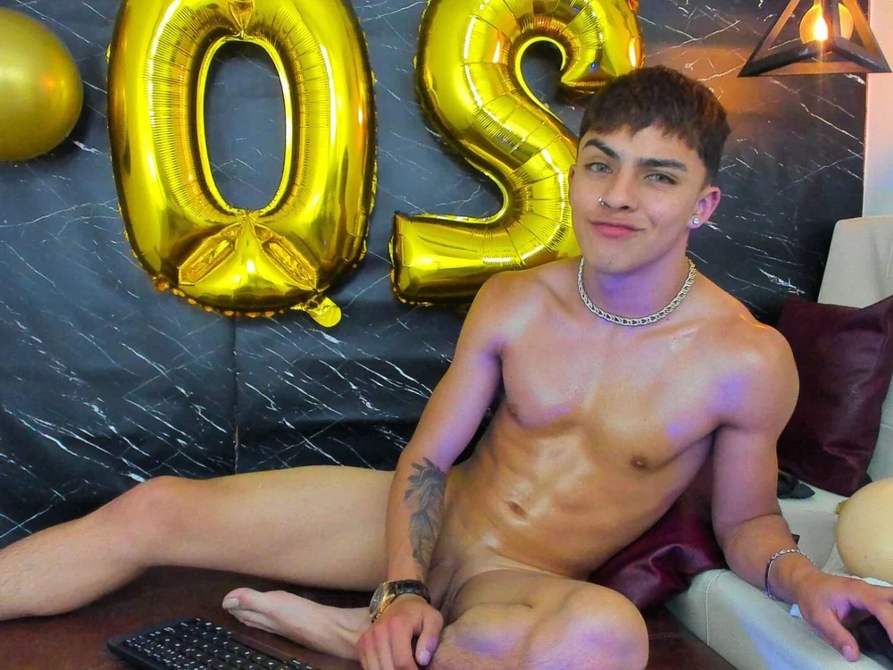 James1Leee Chatroom