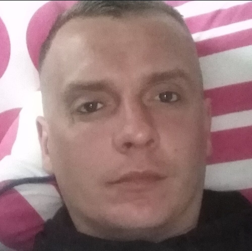 Jarek6981 Chatroom
