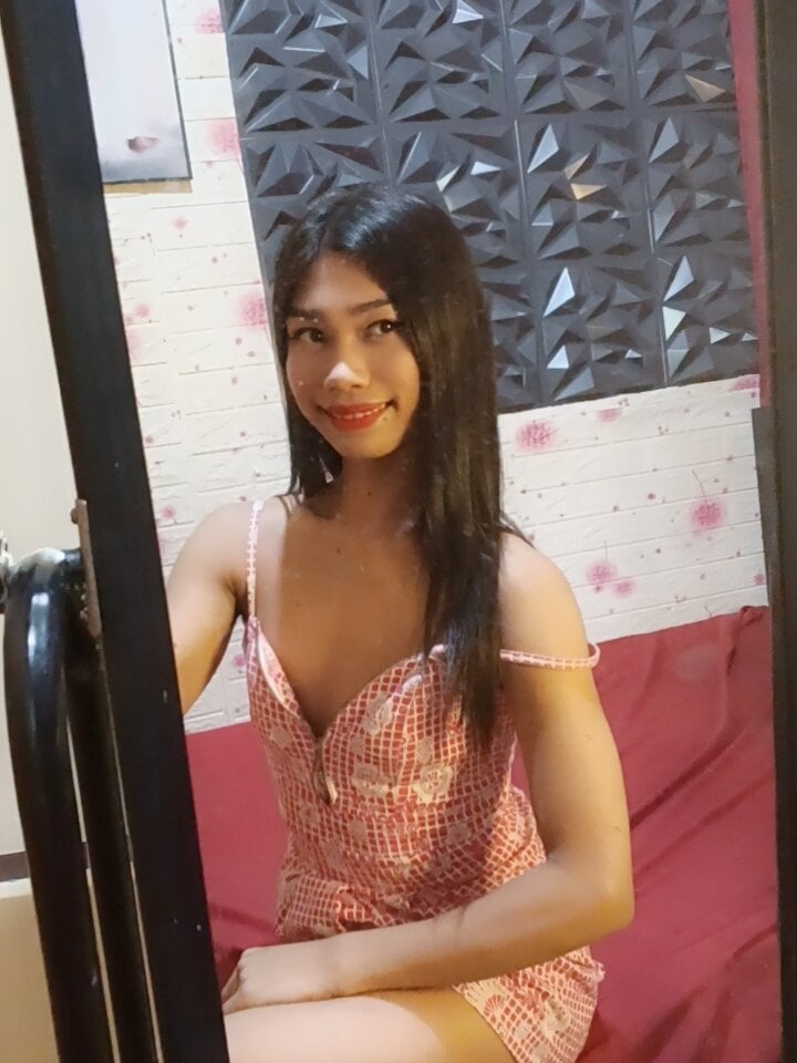 Jasmine_Bigcockxoxo Chatroom