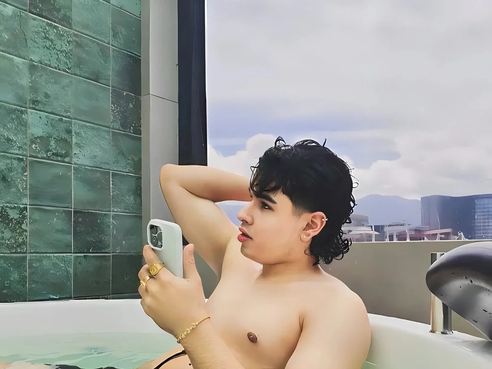 Javi_bermuzzi Chatroom