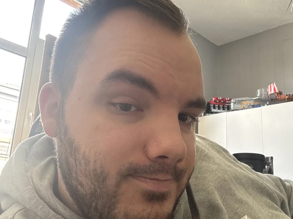 JayJay99 Chatroom