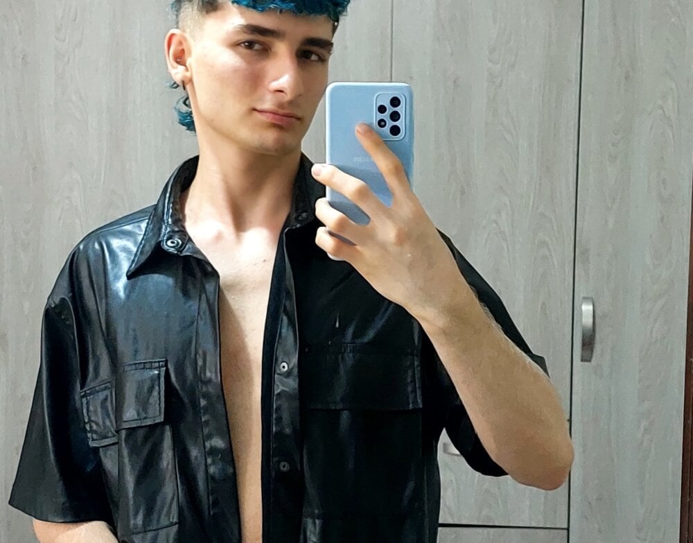JaydenVillalobos Chatroom