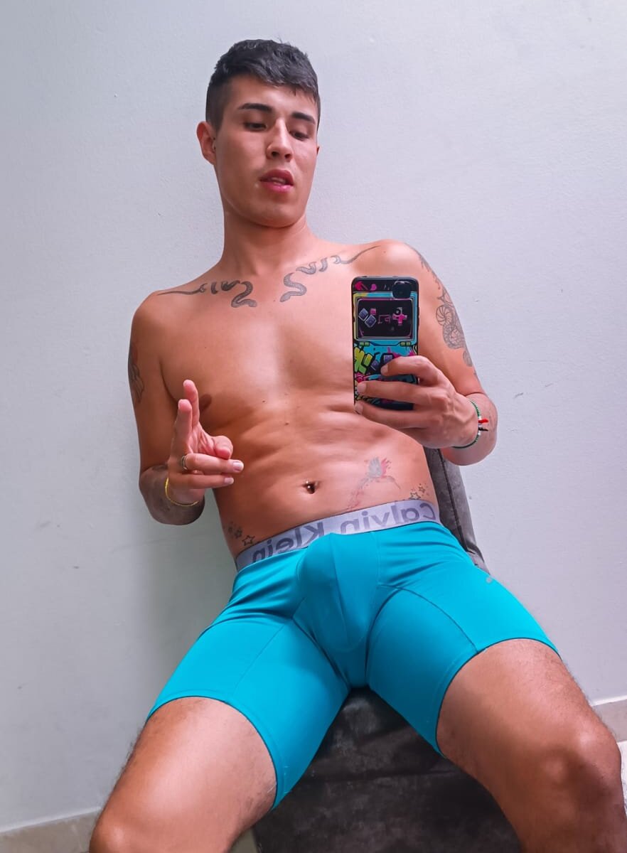 Jefferson_Bigdick Chatroom