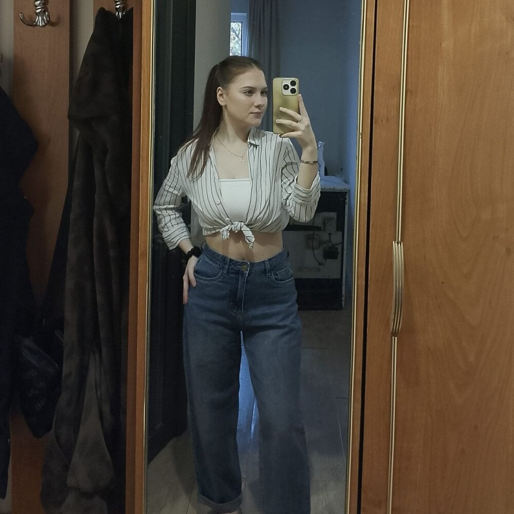 Jenifer_Stound Chatroom