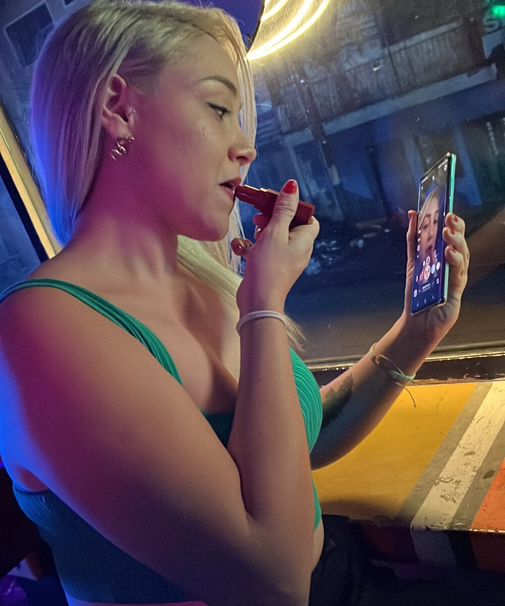 Jessie__Hot Chatroom