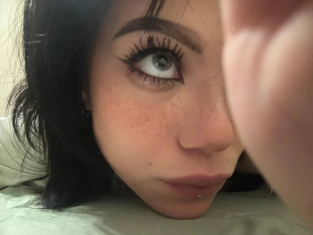 JessyFlowers Chatroom