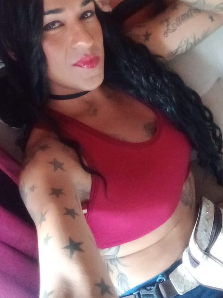 Jessyka_10inches Webcam Profile Picture Jessyka_10inches Chatroom