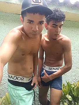 Jhon-big-cock Chatroom
