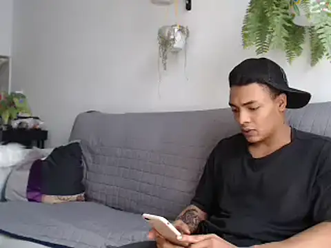 Jhonyblack_1 Chatroom