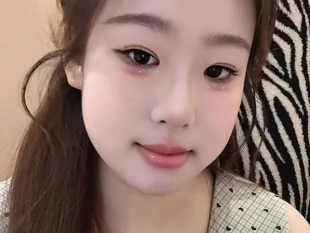 Jiangjiang18 Chatroom