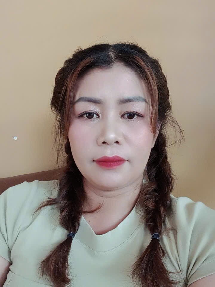 JinjinLy Webcam Profile Picture JinjinLy Chatroom