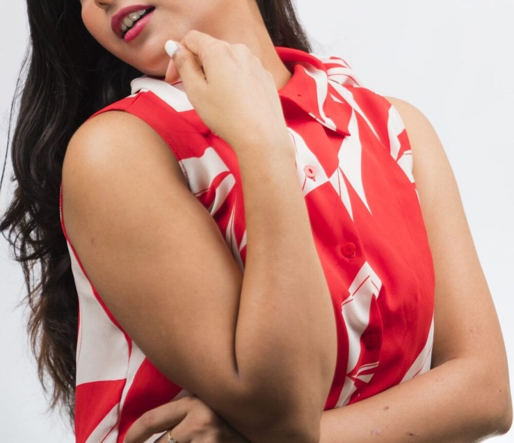 Jiya_Live Chatroom