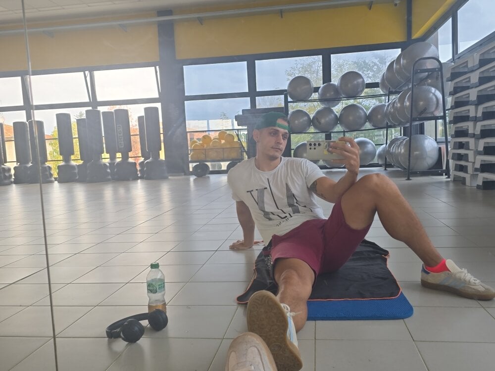 JohnnyDiamant Chatroom