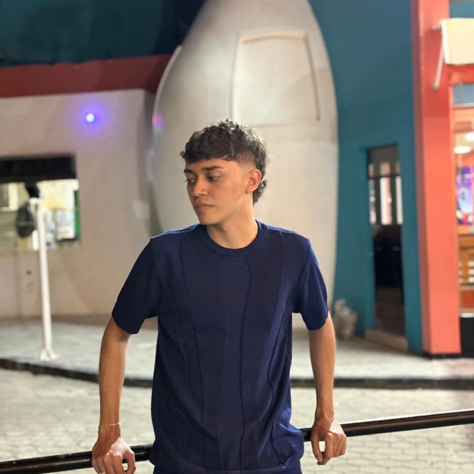 Josh_Bright Chatroom