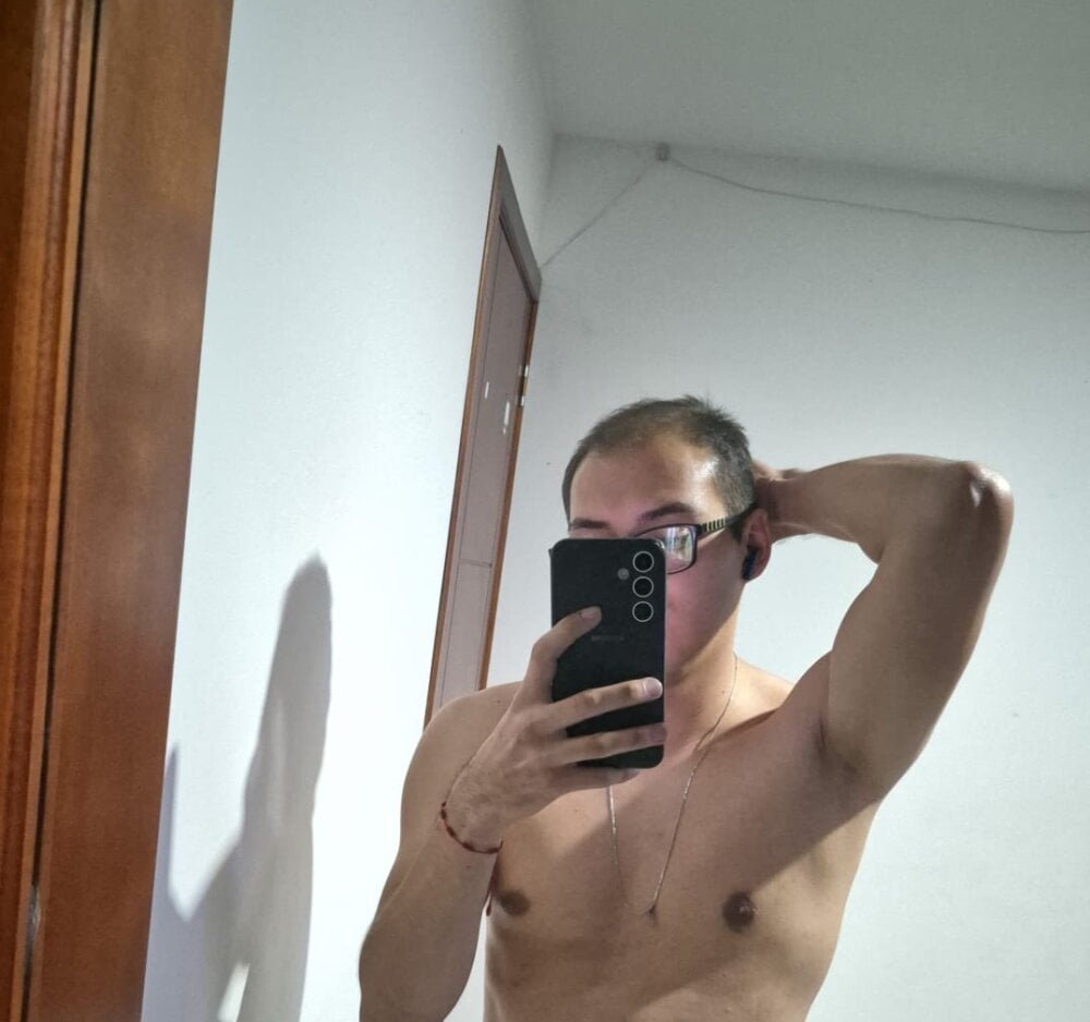 Juan2323hot Chatroom