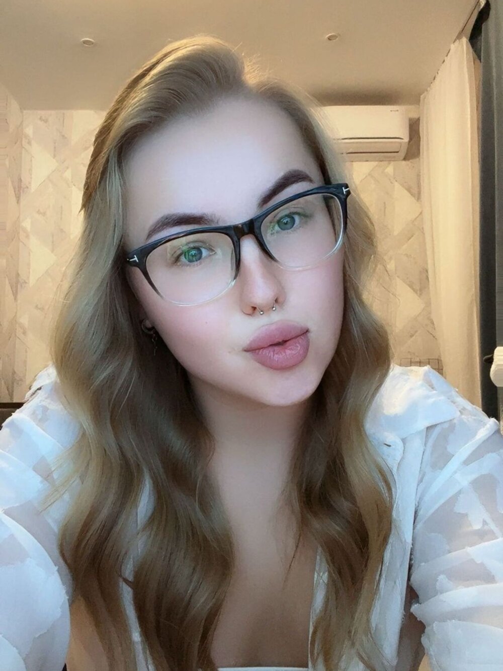 JudithWilson Chatroom