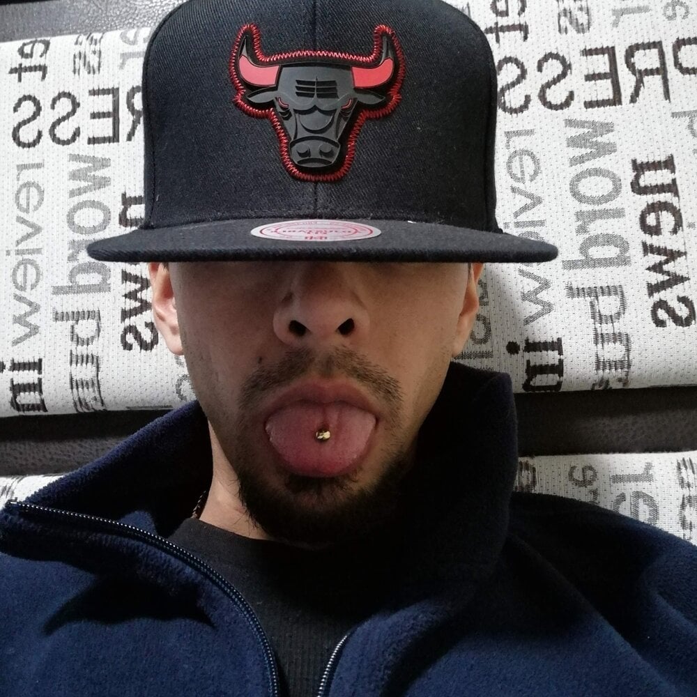 Juicydick420-xxx Chatroom