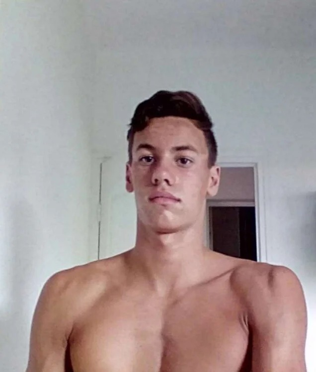 Jules_prn Chatroom