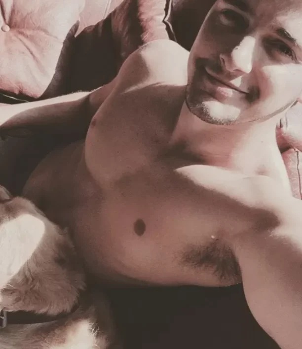 Julianokb77 Chatroom