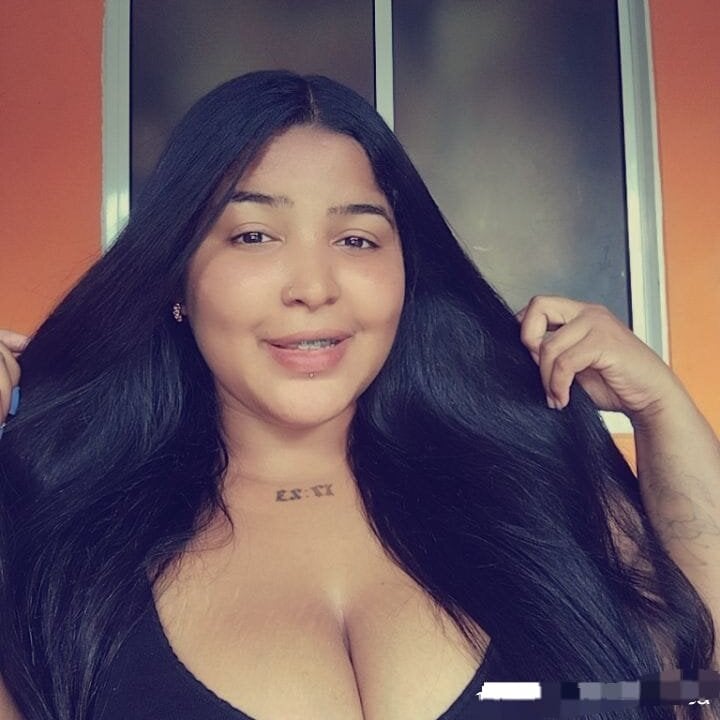 JuliethaVillalobos Webcam Profile Picture JuliethaVillalobos Chatroom