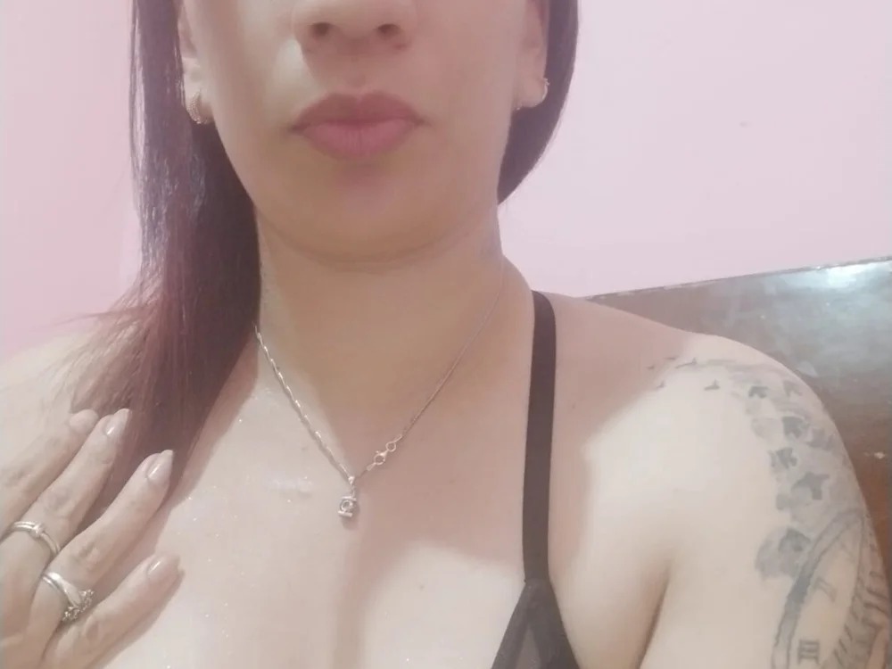 Julimilff__ Chatroom